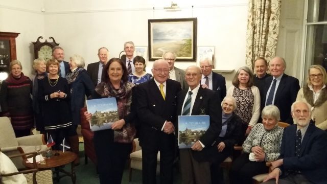 Presentations to Bill Sangster and Virginia Fowler for their hard work on the Committee Presentations to Bill Sangster and Virginia Fowler for their hard work on the Committee